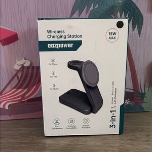 Wireless Charging Station 3-in-1
